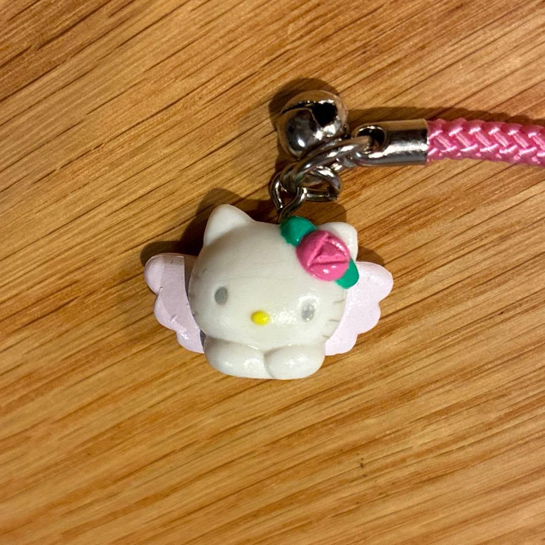 激レア　キティ　ストラップ　根付け　羽　エンジェル　ローズ　QUESTINA