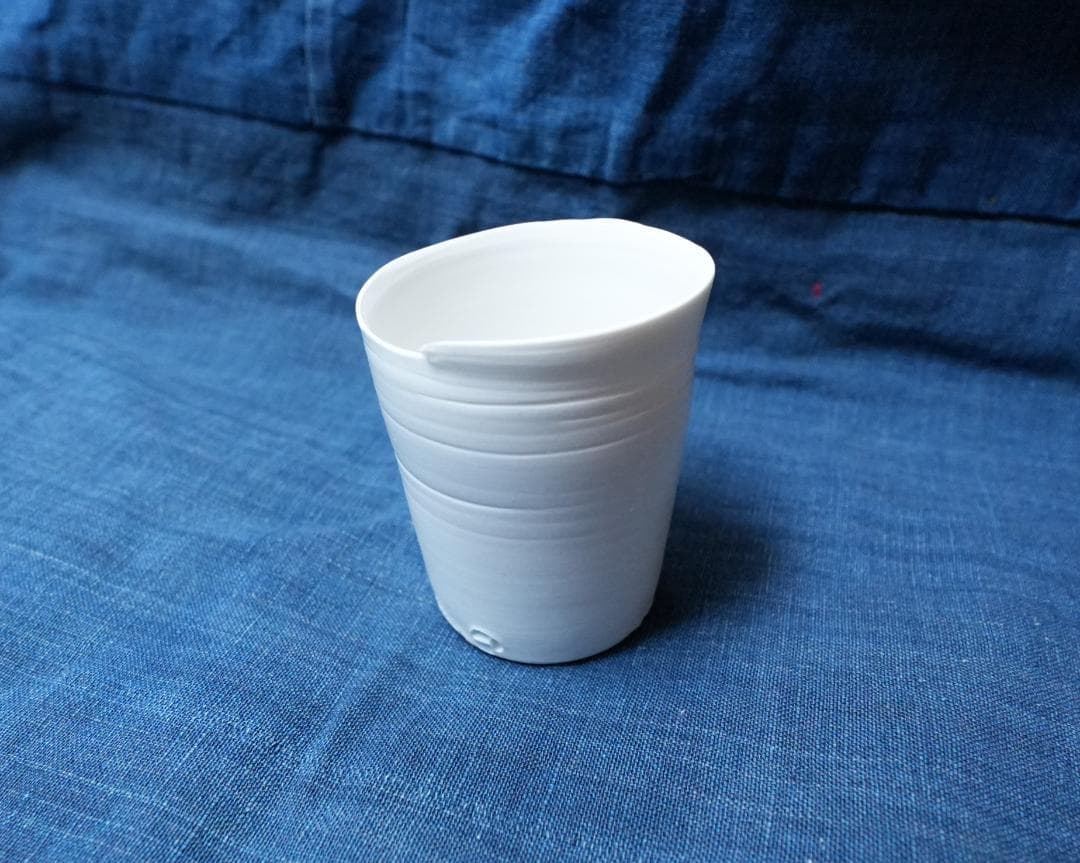 黒田泰蔵 白磁盃 ぐい呑み カップ 猪口 酒器 作家 Tマーク