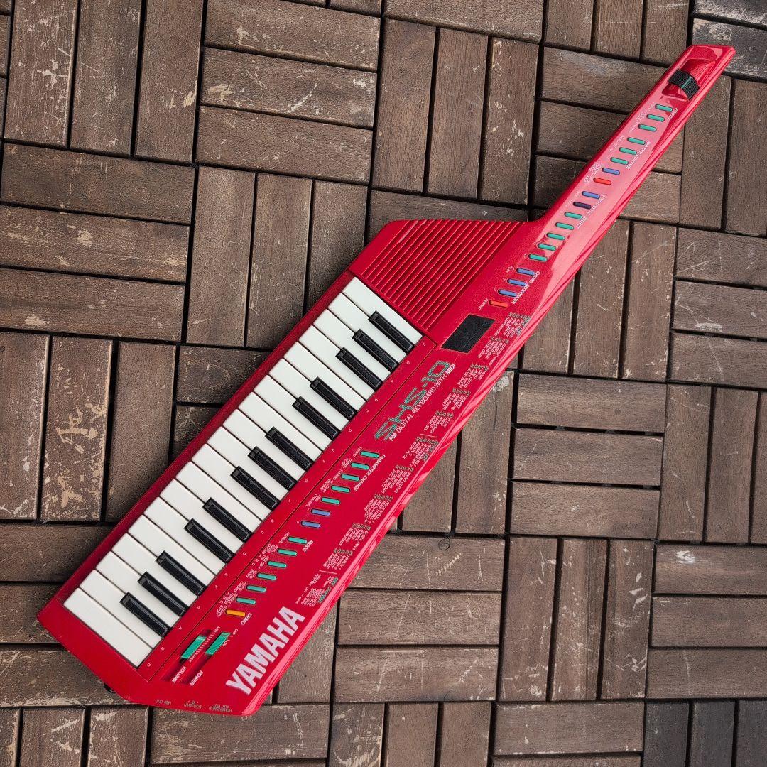 YAMAHA ショルキー　SHS−10R　良品！ 美品✨ヤマハ ショルダーキーボード SHS-10R レッド Yamaha SHS-10R