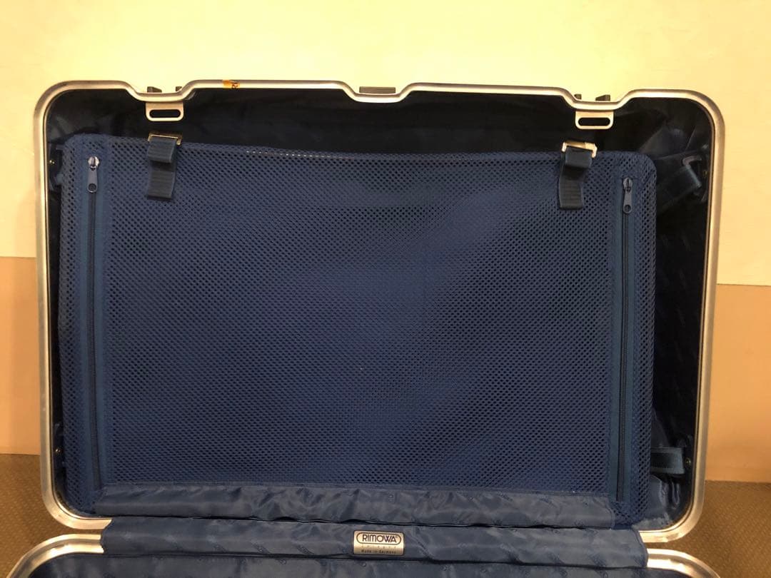 ドイツ製 RIMOWA トパーズ チタニウム 64L TSAロック 4輪 ドイツ製