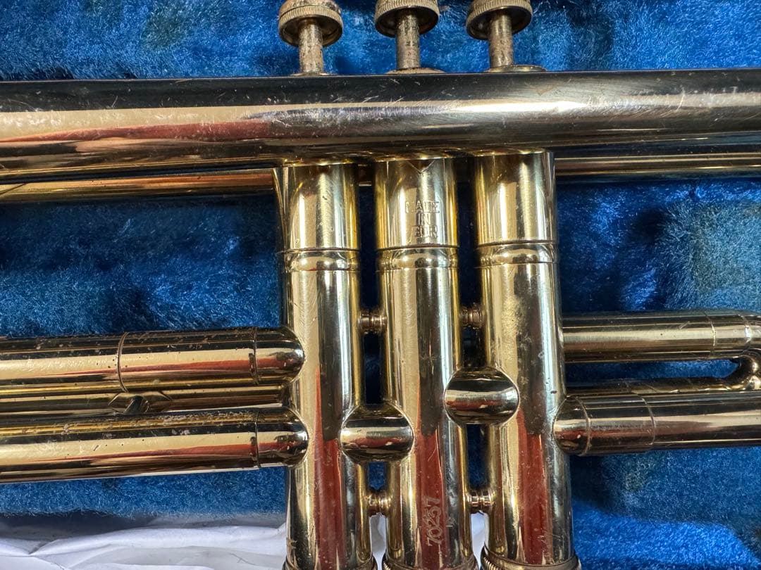 0413-3 カワイのゴールドトランペット　　B&S kawai製マウスピース付