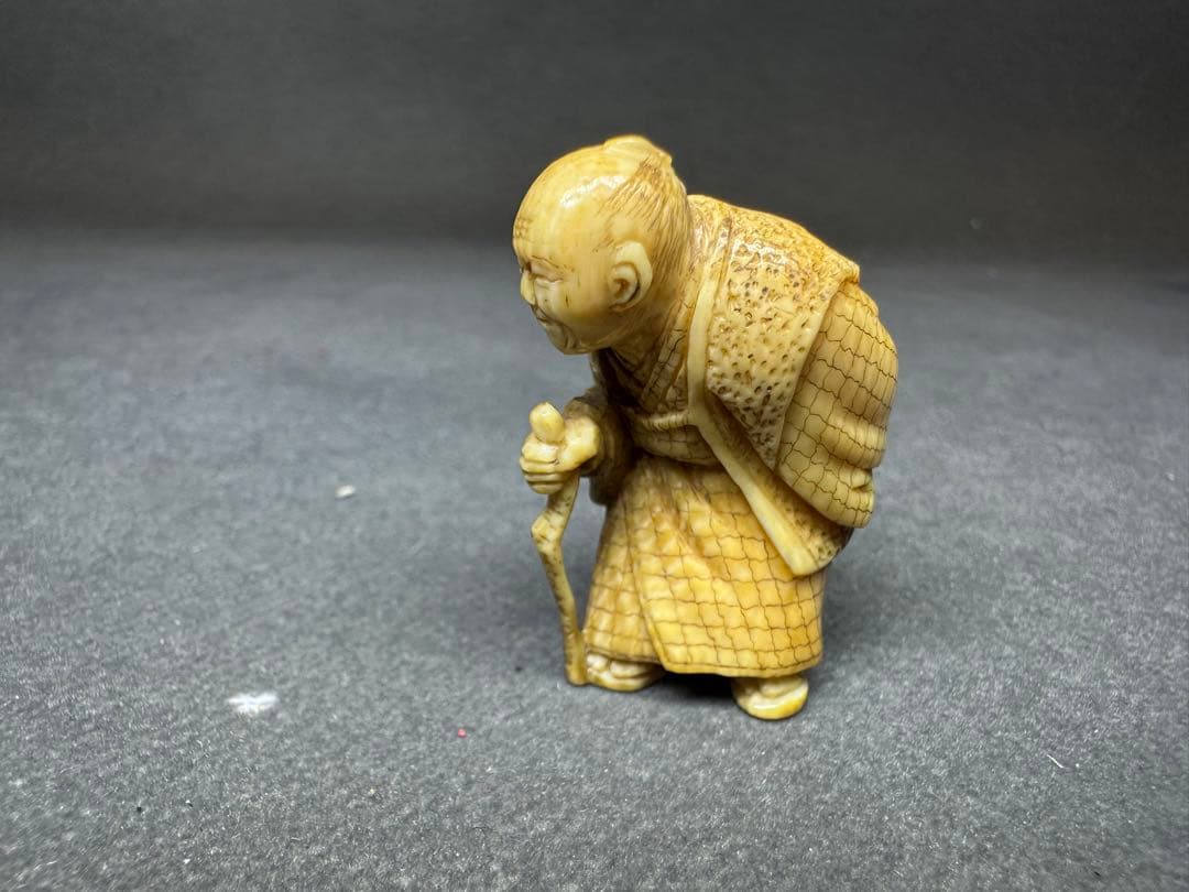 極上根付天然素材アンティーク和彫置物骨董飾り物古美術品