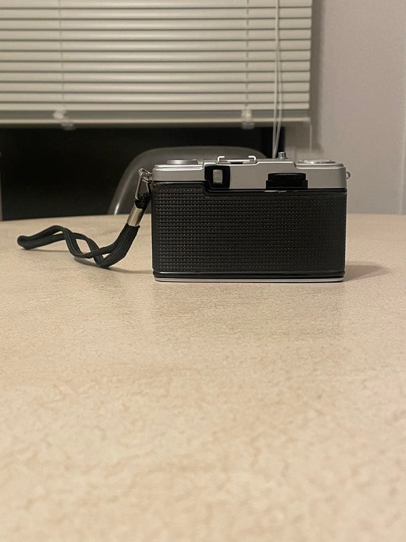 OLYMPUS PEN EE-3 フィルムカメラ 動作確認済み