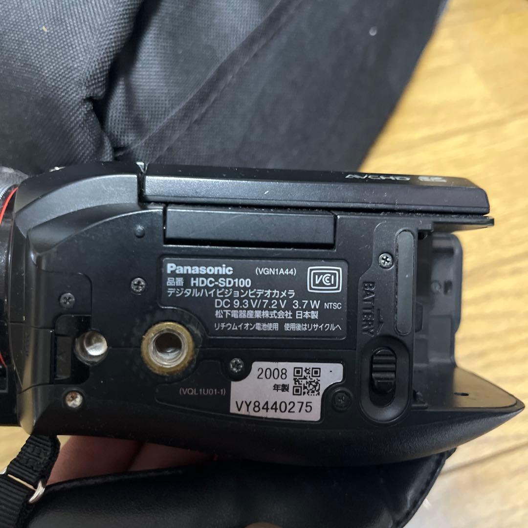 断捨離中　Panasonic HDC-SD100 ビデオカメラ 本体