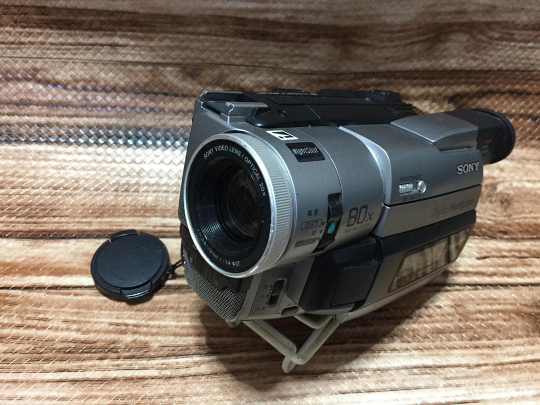 撮影再生ダビングOK　美品　SONY　DCR-TRV310　付属品有　Hi8