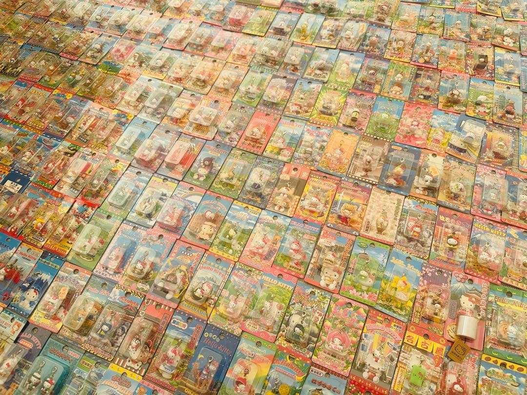 ご当地キティ ファスナーマスコット　281個まとめ売り