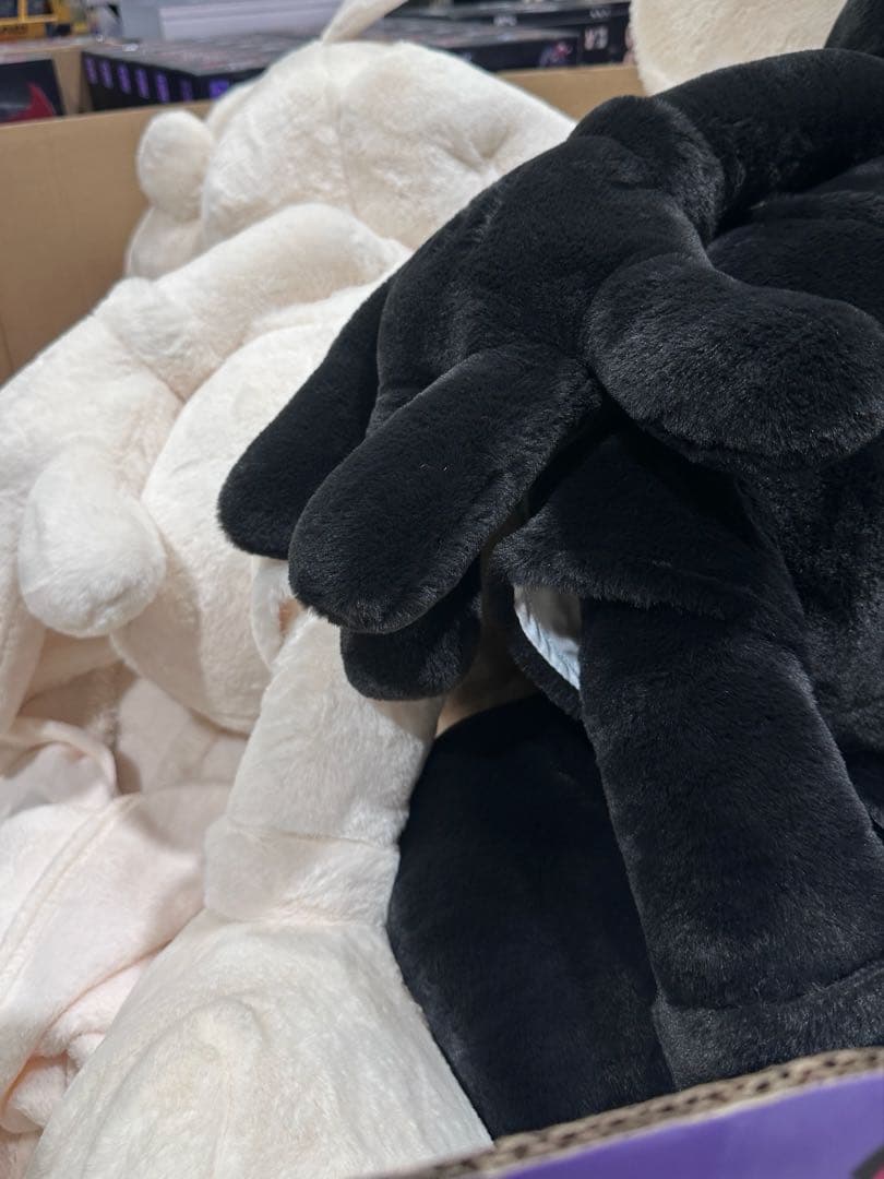 【新品】コストコ ホワイト& ブラック ミッキー ぬいぐるみ 大　ブランケット