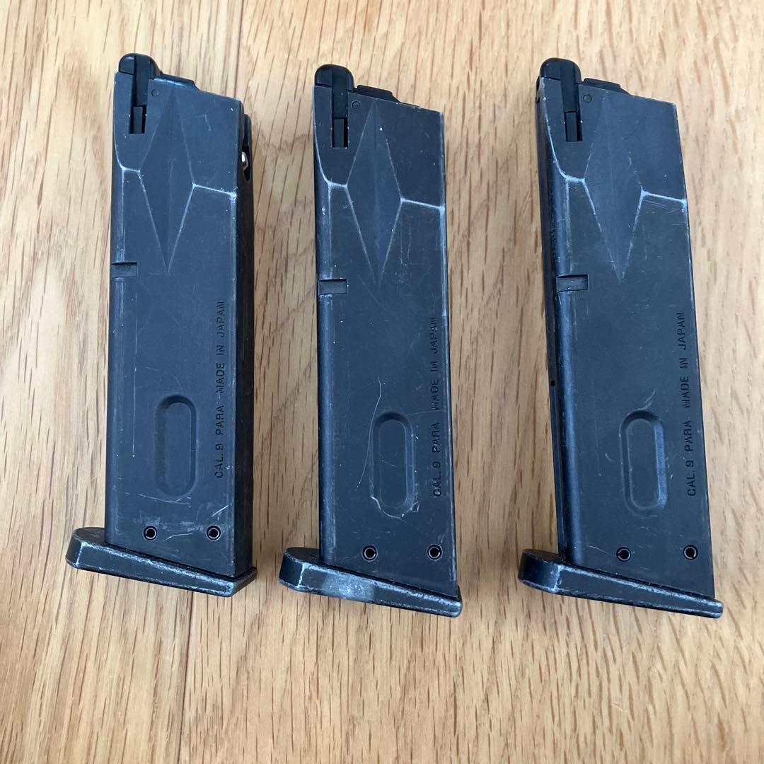M9A1 ガスブローバックガスガン（マガジン3つ付き）