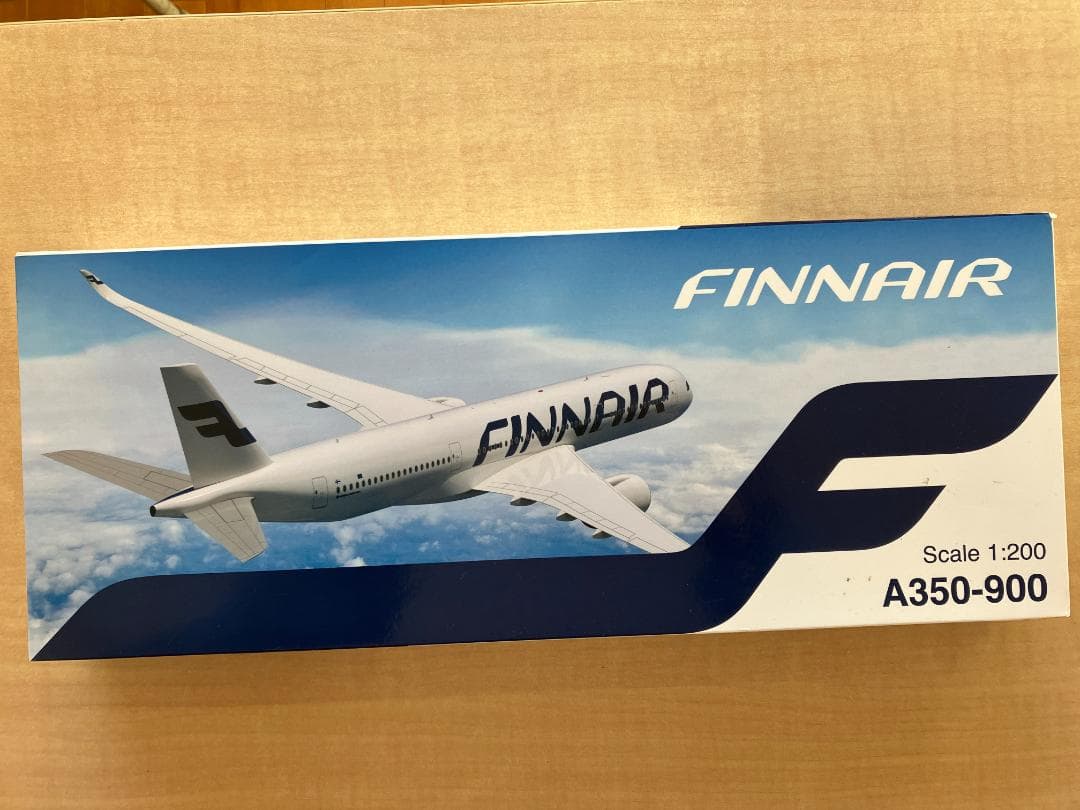 旅客機模型　フィンエアー　A350-900　1/200　　　　せ 1/200 A350-900 フィンエアー 特別塗装 「Happy Holidays」 O