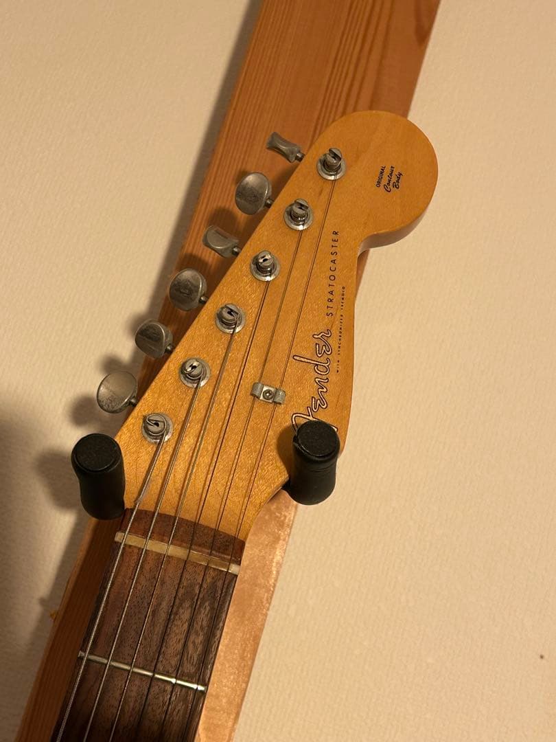 《即購入可》Fender Japan ストラトキャスター レッドJDシリアル