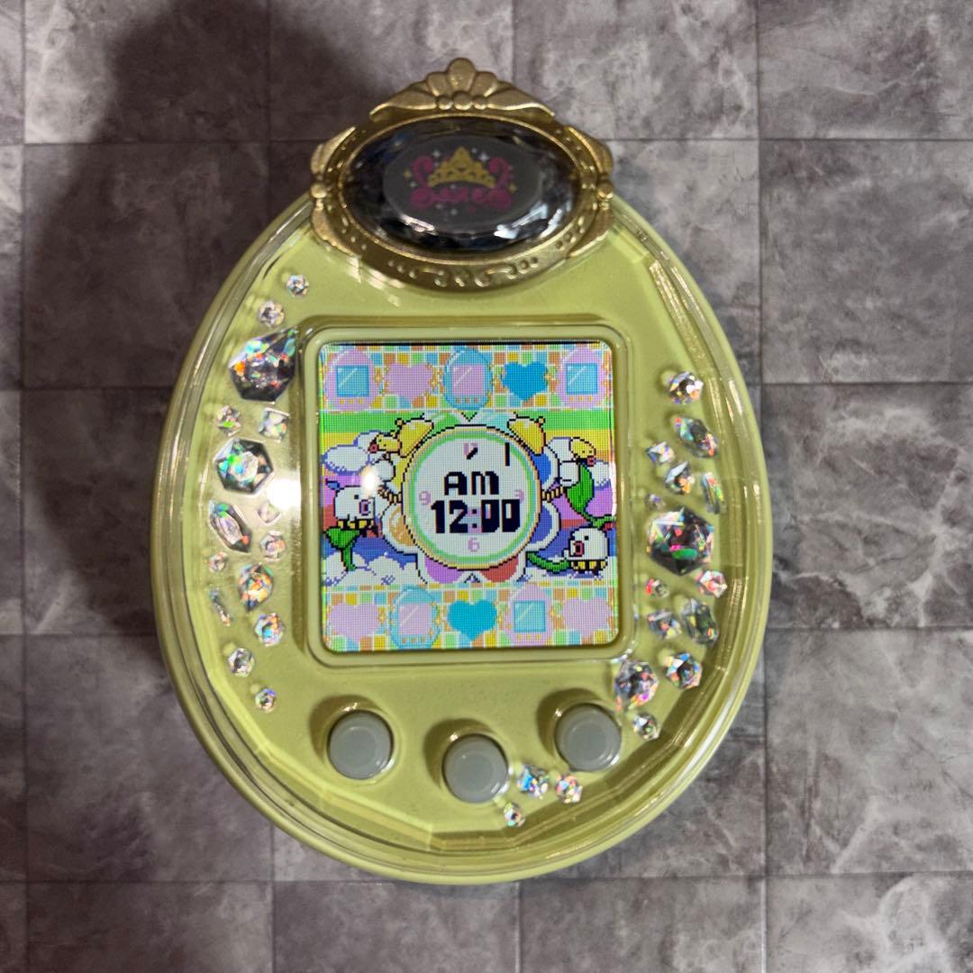 Tamagotchi P's たまごっちピース イエロー たまデコピアス - メルカリ