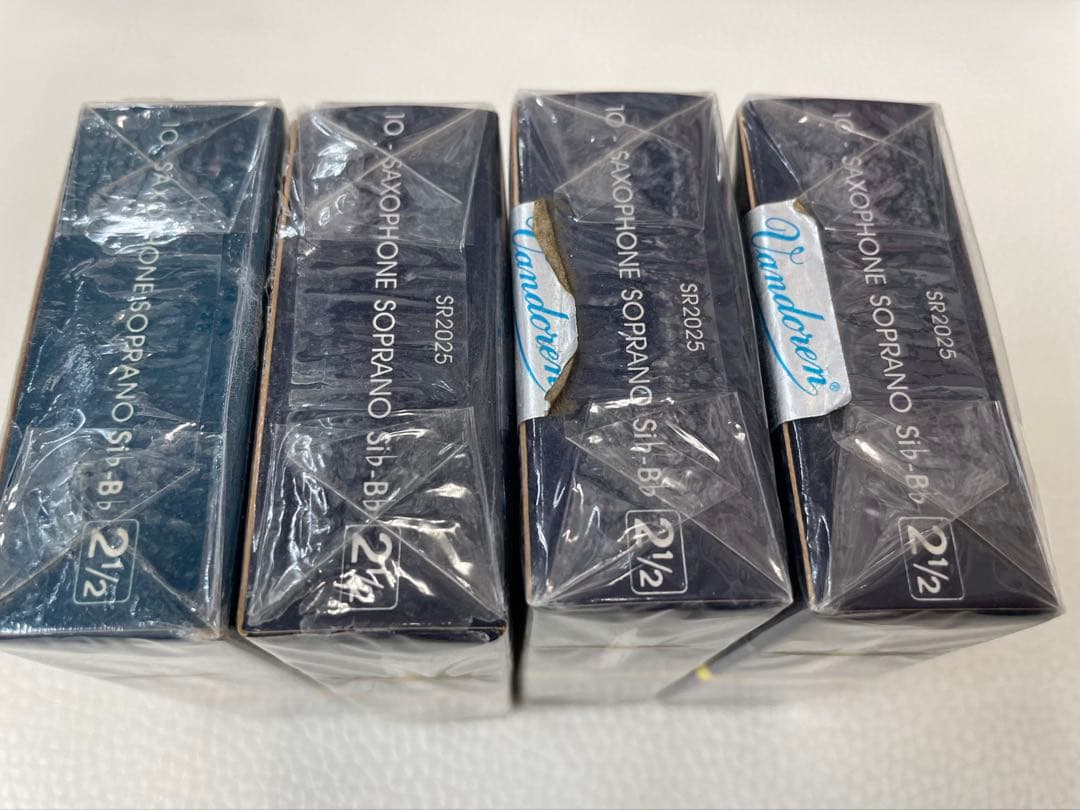 Vandoren ソプラノサックスリード 2 ½【4箱セット】