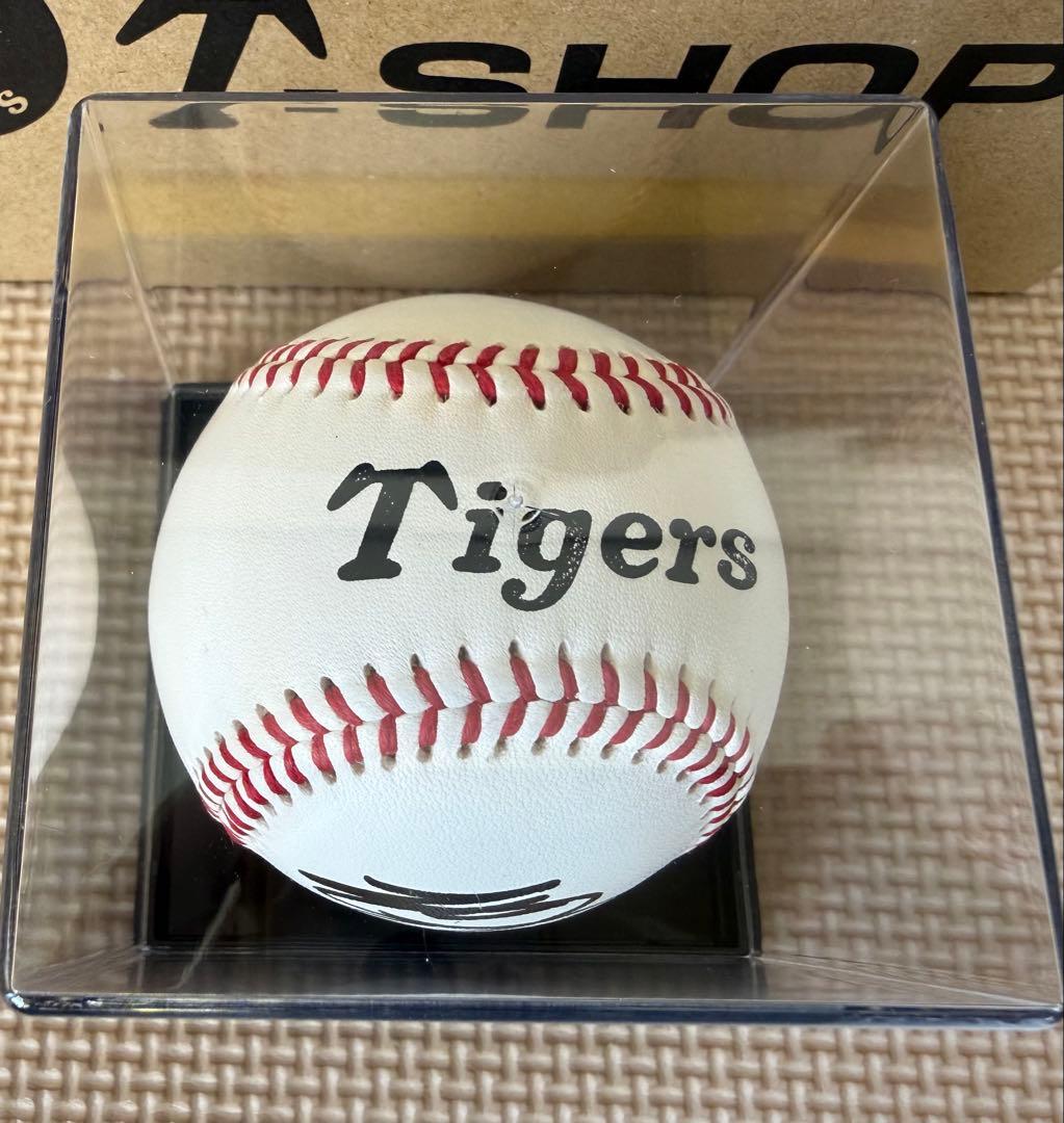 阪神タイガース 大竹投手#49サインボール ケース付き - メルカリ