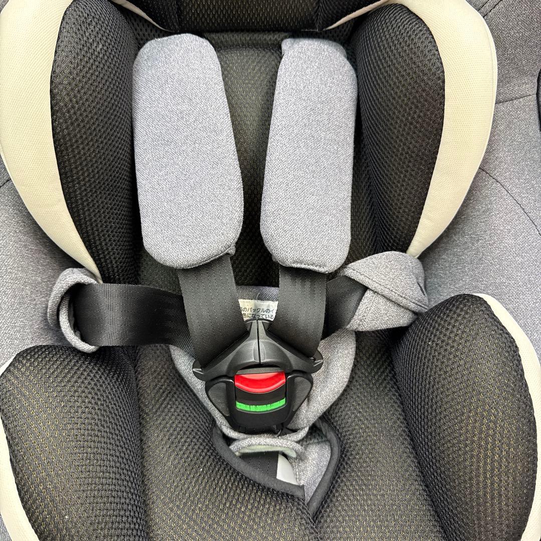 エールべべisofix チャイルドシート クルット4i 回転式　新生児から