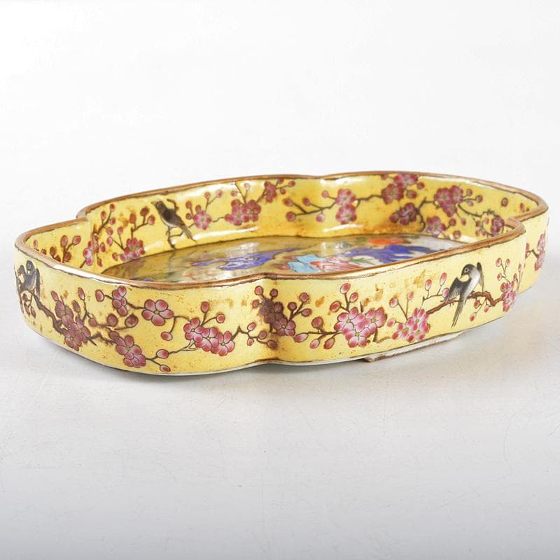 中国 乾隆年製款 粉彩 山水人物鶏文 木瓜形皿 M R5163E