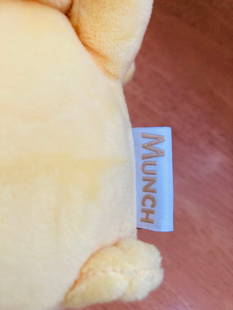 ムンク展　ポケモン ピカチュウ　ぬいぐるみ　希少　美品