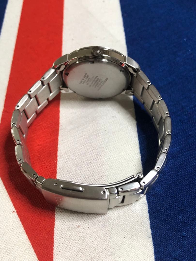 新品！シチズン　エコドライブ　チタン　デイデイト