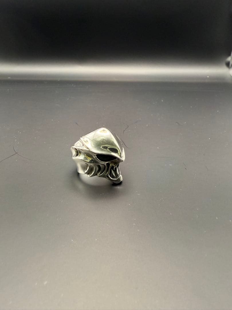 スカルデザイン シルバーリング 専用ポーチ付き　925