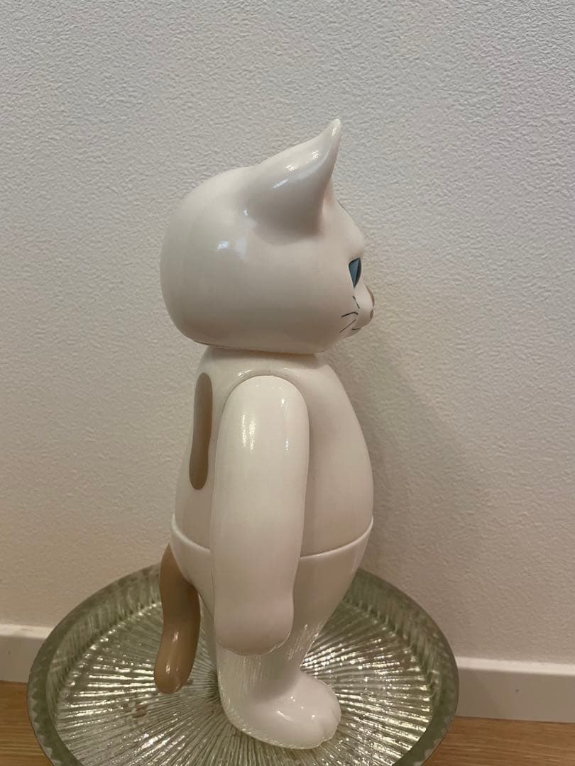 ヒグチユウコ こはるのお人形 洋服付き - メルカリ