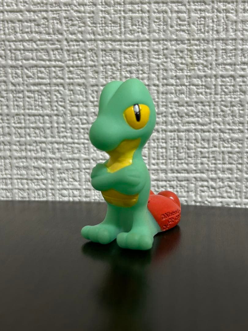 色違いポケモンキッズ4体セット　エネコ・ロゼリア・ジュカイン・キモリ