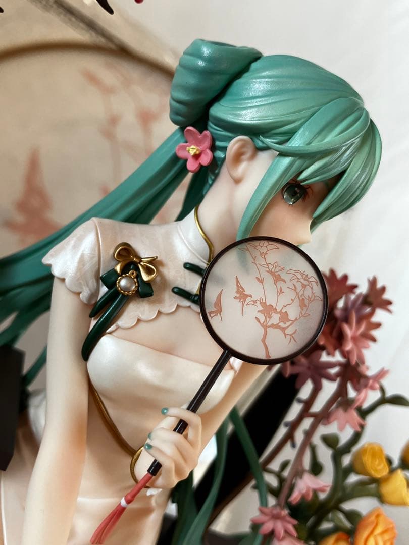 VOCALOID 初音ミク 韶華Ver. 1/7 完成品フィギュア