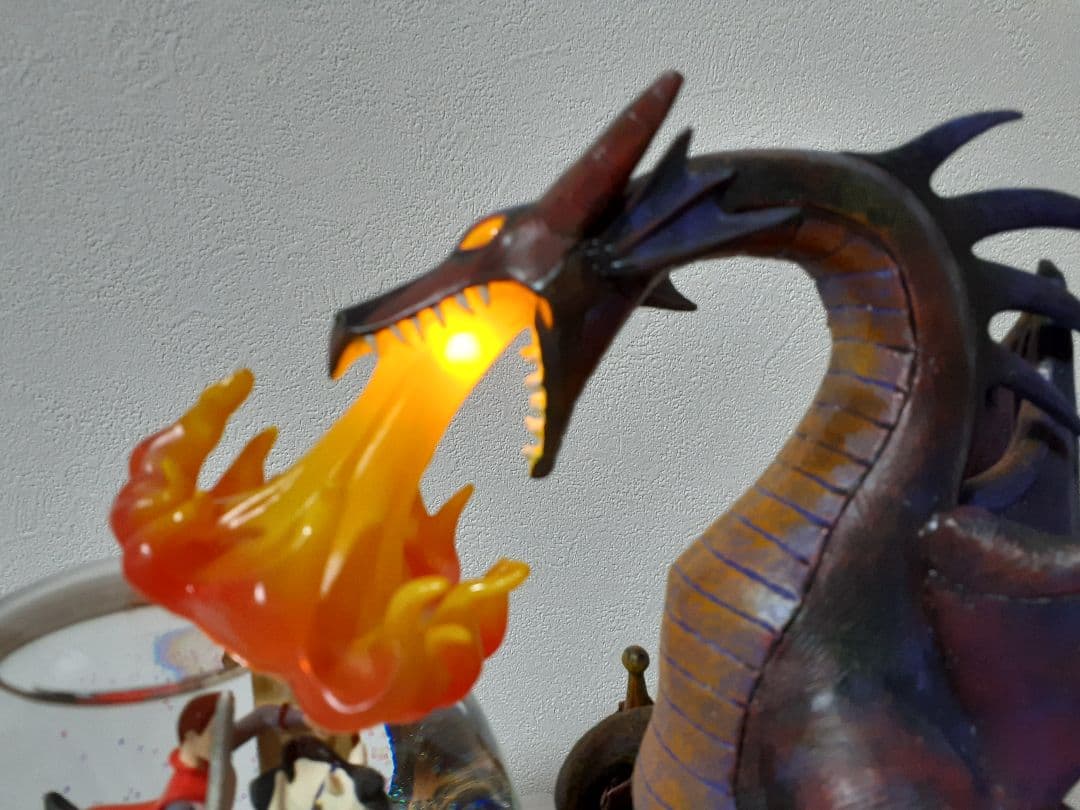 ディズニー 眠れる森の美女 クライマックスシーン スノードーム スノーグローブ