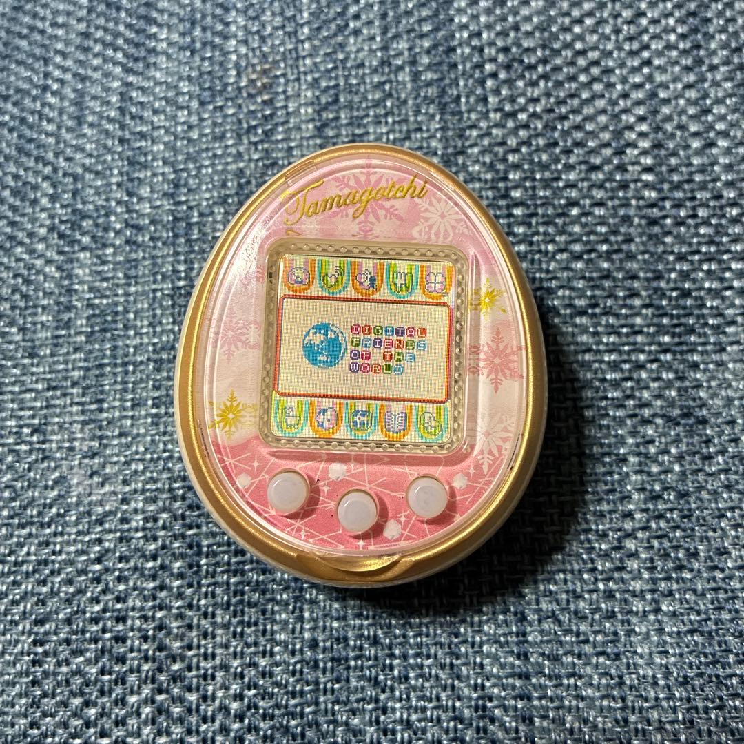 たまごっち TAMAGOTCHI 4U ホワイト 白　ピンクスノー