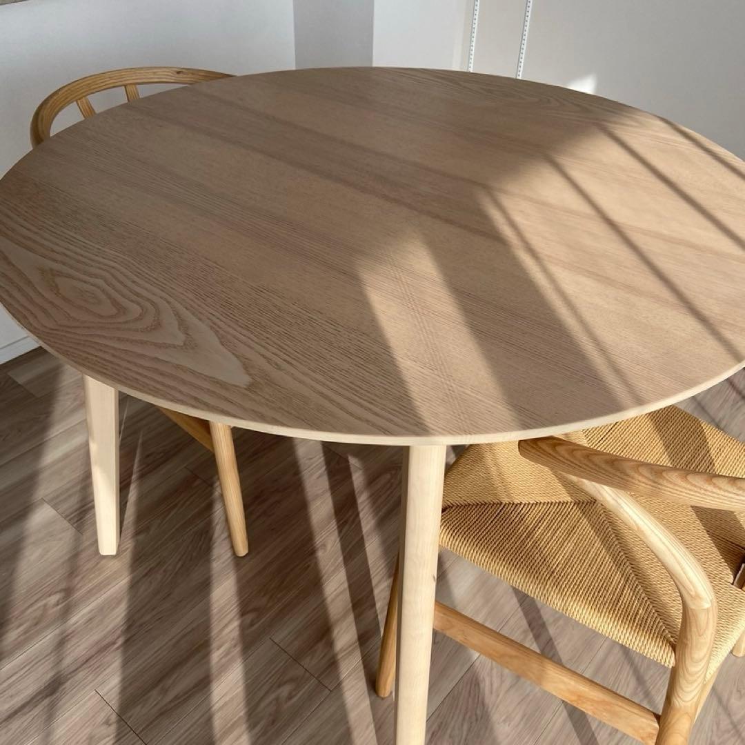 IKEA イケア LISABOラウンドダイニングテーブル