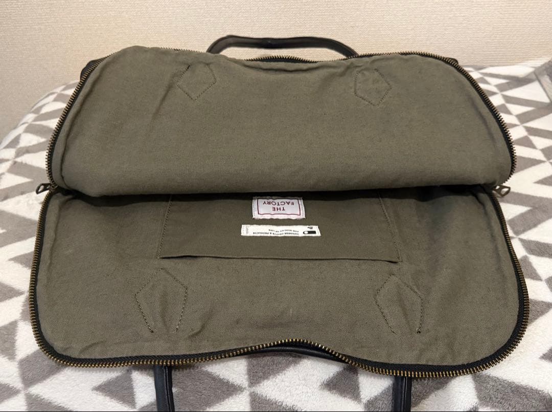 【レザー】ショルダーバッグ Silva Tote Bag