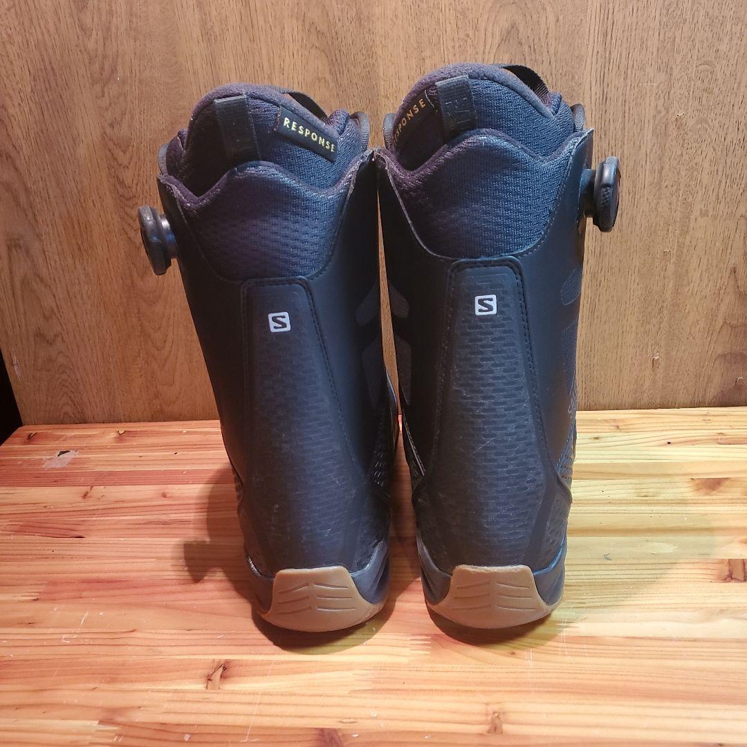 美品　SALOMON　スノーボードブーツ　送料無料 26005