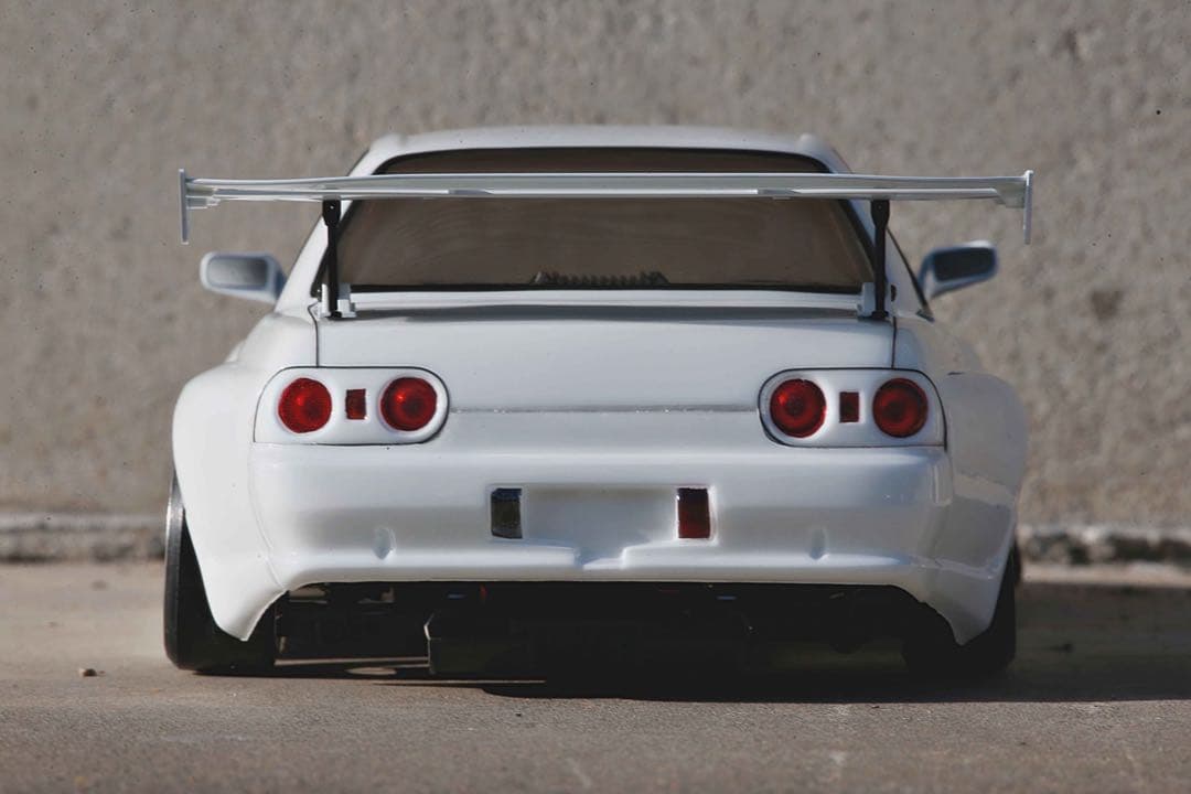 SHIBATA BNR32スカイラインGT-R ACTIVE CARBON-R