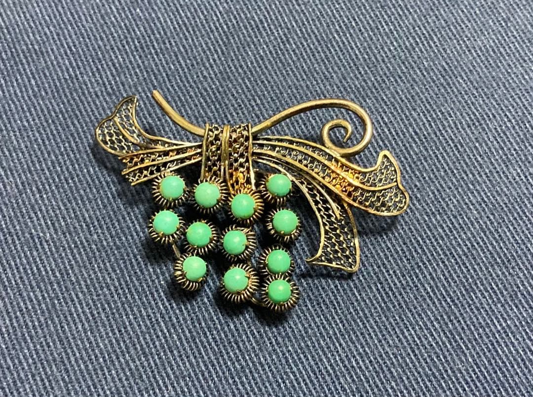 ヴィンテージ ぶどうブローチ