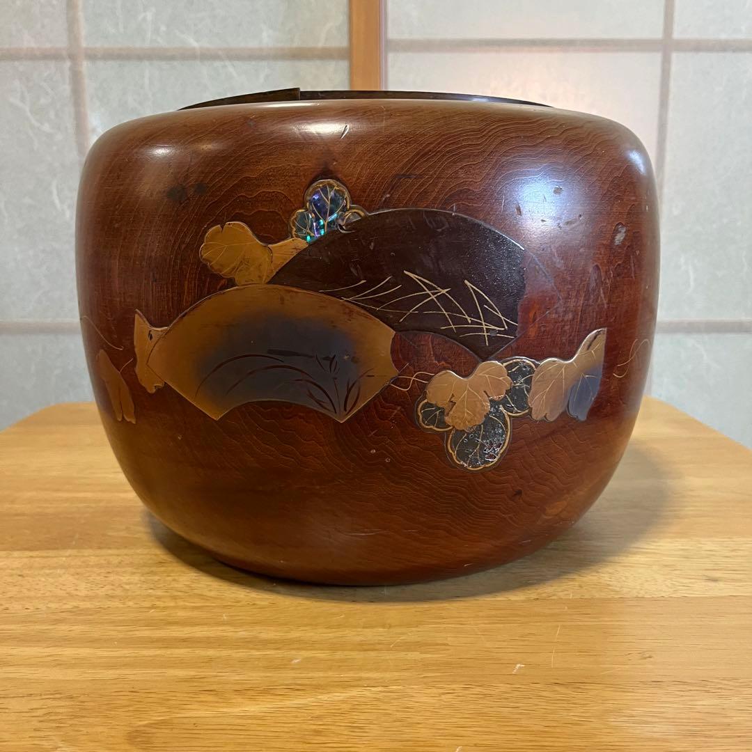 昭和レトロの火鉢