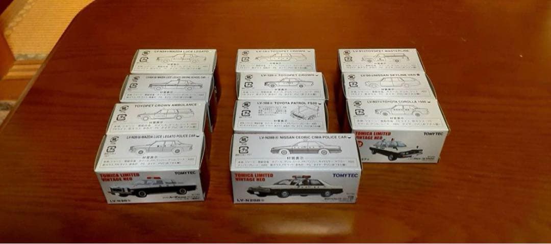 【11台】トミカリミテッド　ヴィンテージ・ヴィンテージネオ 救急車、パトカー他