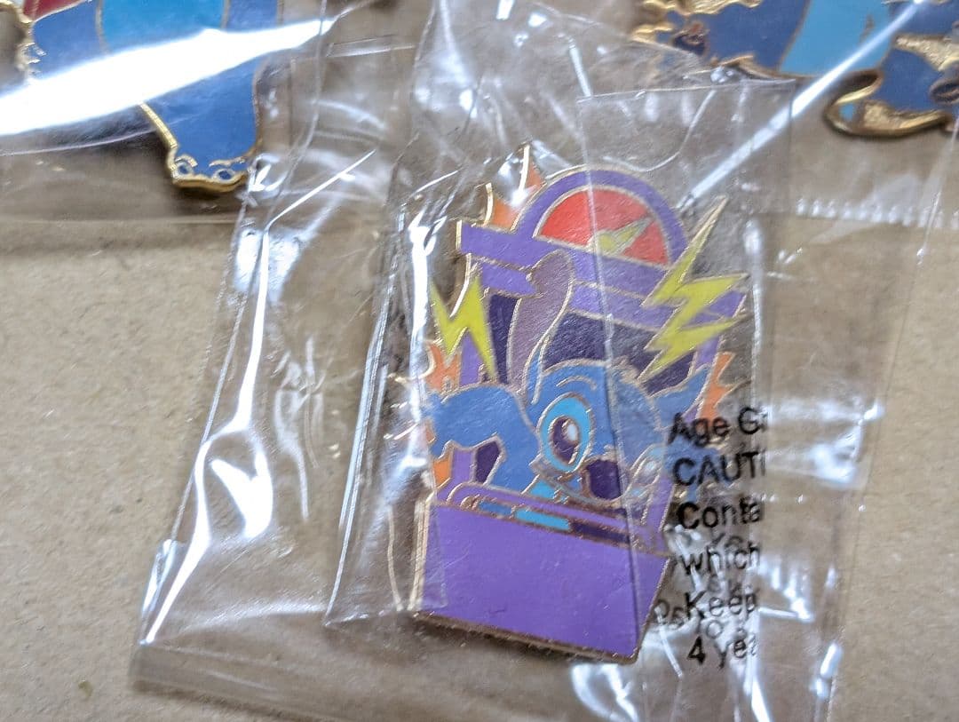 DLR　カリフォルニアディズニーランド　スティッチ　ピンバッジ　アテネ　セット