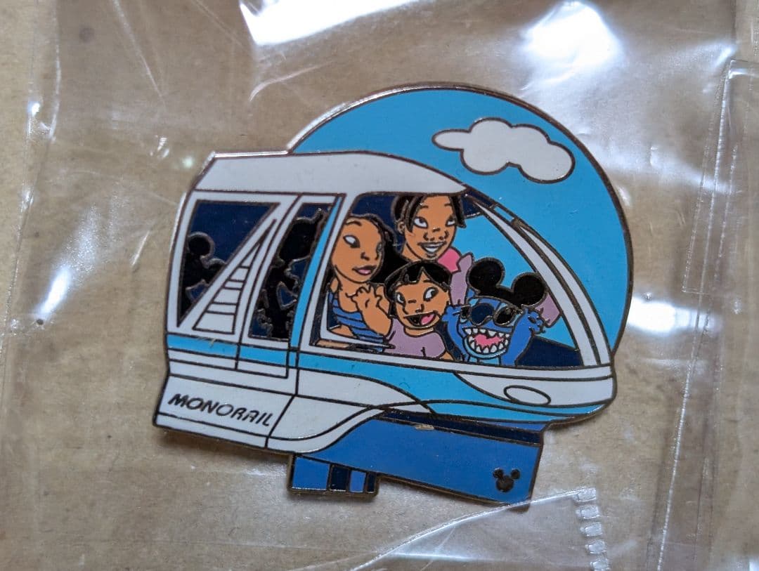 DLR　カリフォルニアディズニーランド　スティッチ　ピンバッジ　アテネ　セット