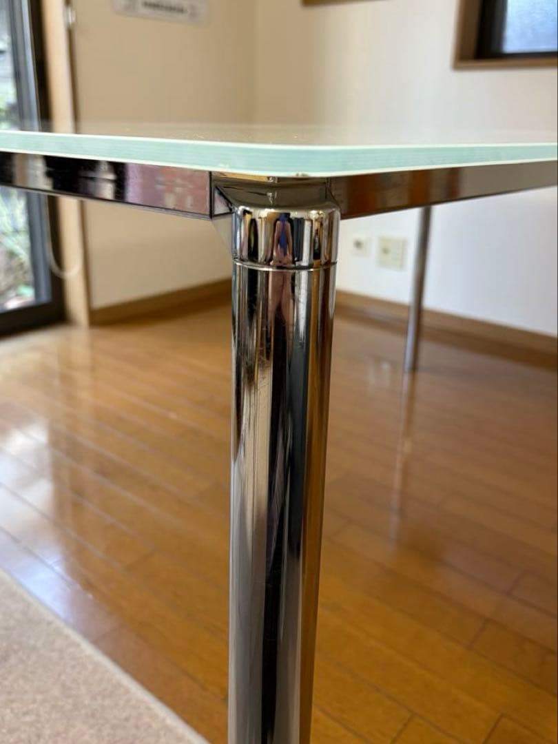 フリッツハンセン Fritz Hansen プラーノ ダイニングテーブル