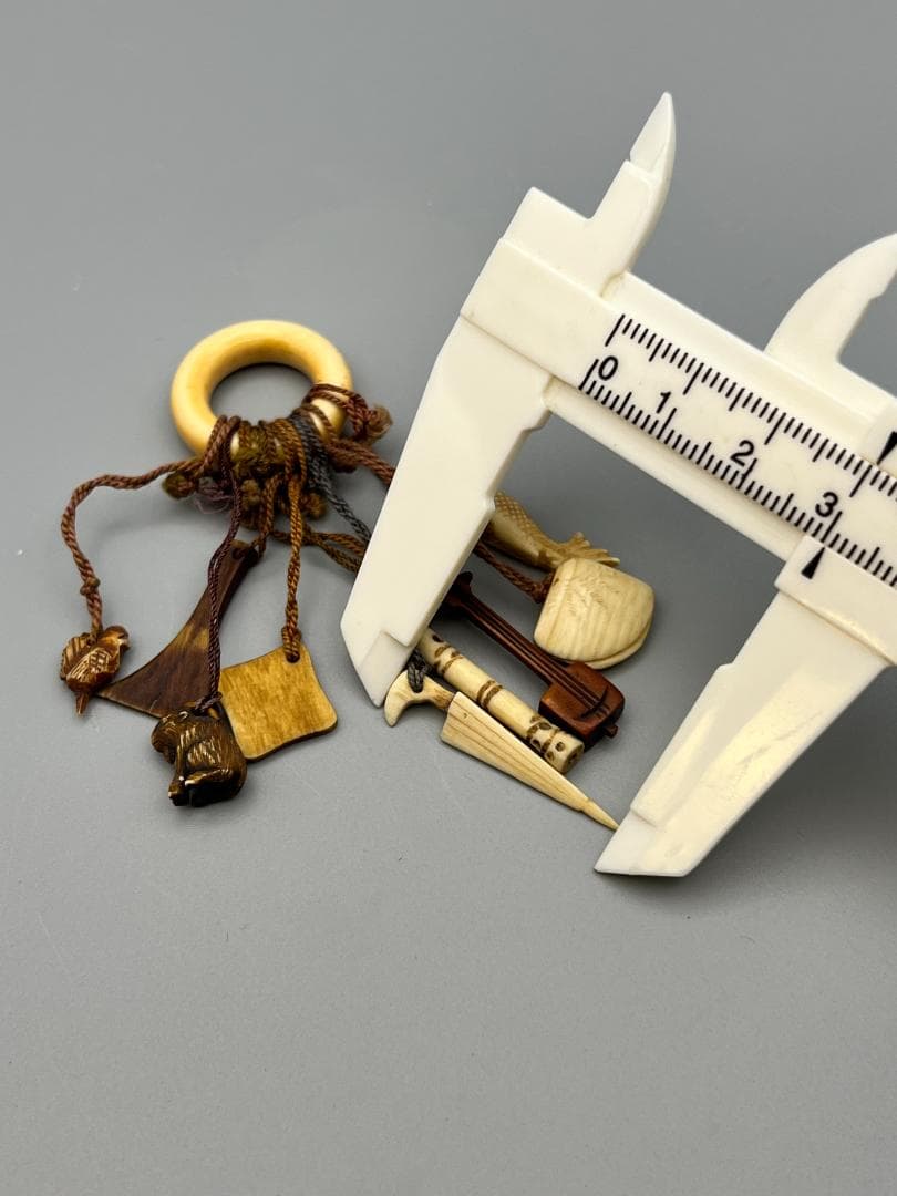 江戸期 レアミニ根付 天然素材 魚 貝 三味線 笛 傘 兎 10点 アンティーク