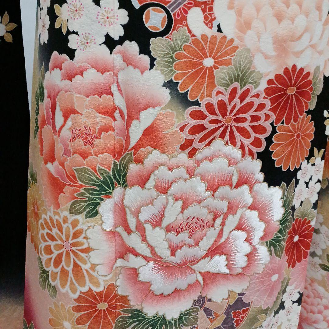 エンジと黒の染め分け牡丹と乱菊の振袖フルセット エンジと黒の