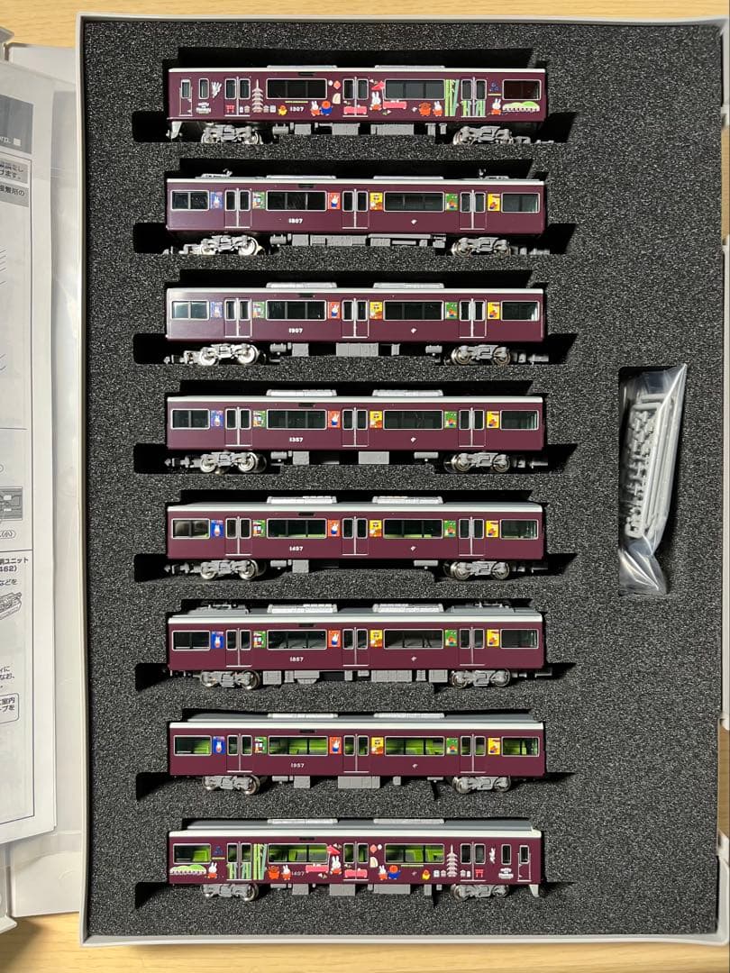 Nゲージ 阪急1300系 (ミッフィー号・京都線) 8両編成