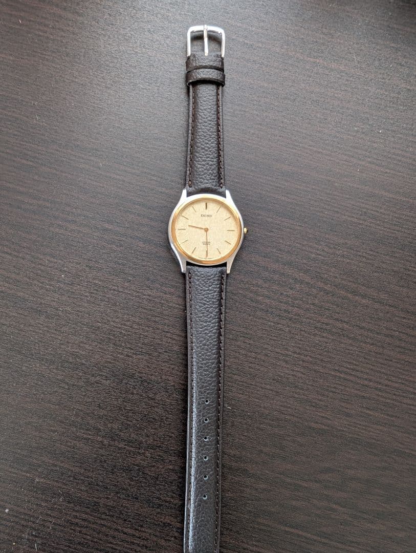 EXCEED クォーツ 腕時計 ゴールド