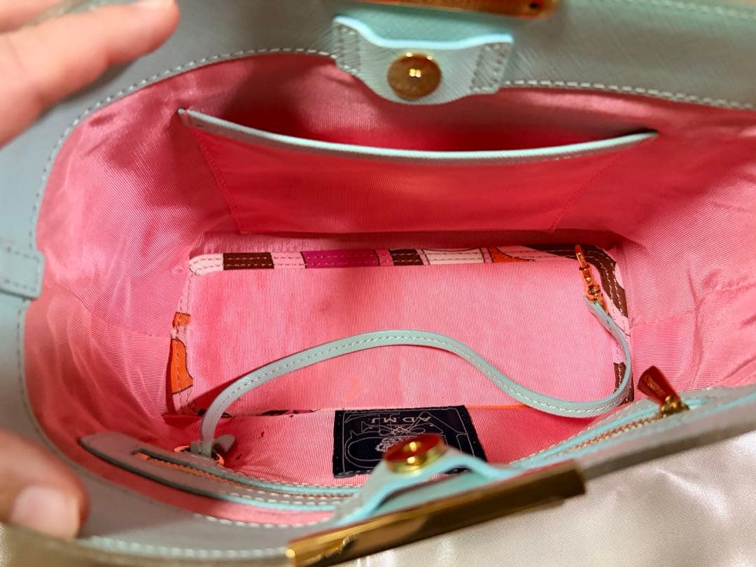 2日間限定お値下げ‼️ADMJ ベージュ レザー ショルダーバッグ