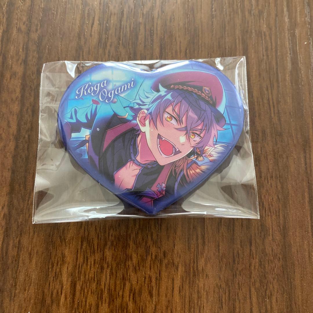 あんさんぶるスターズ 大神晃牙 ハート缶バッジ - メルカリ