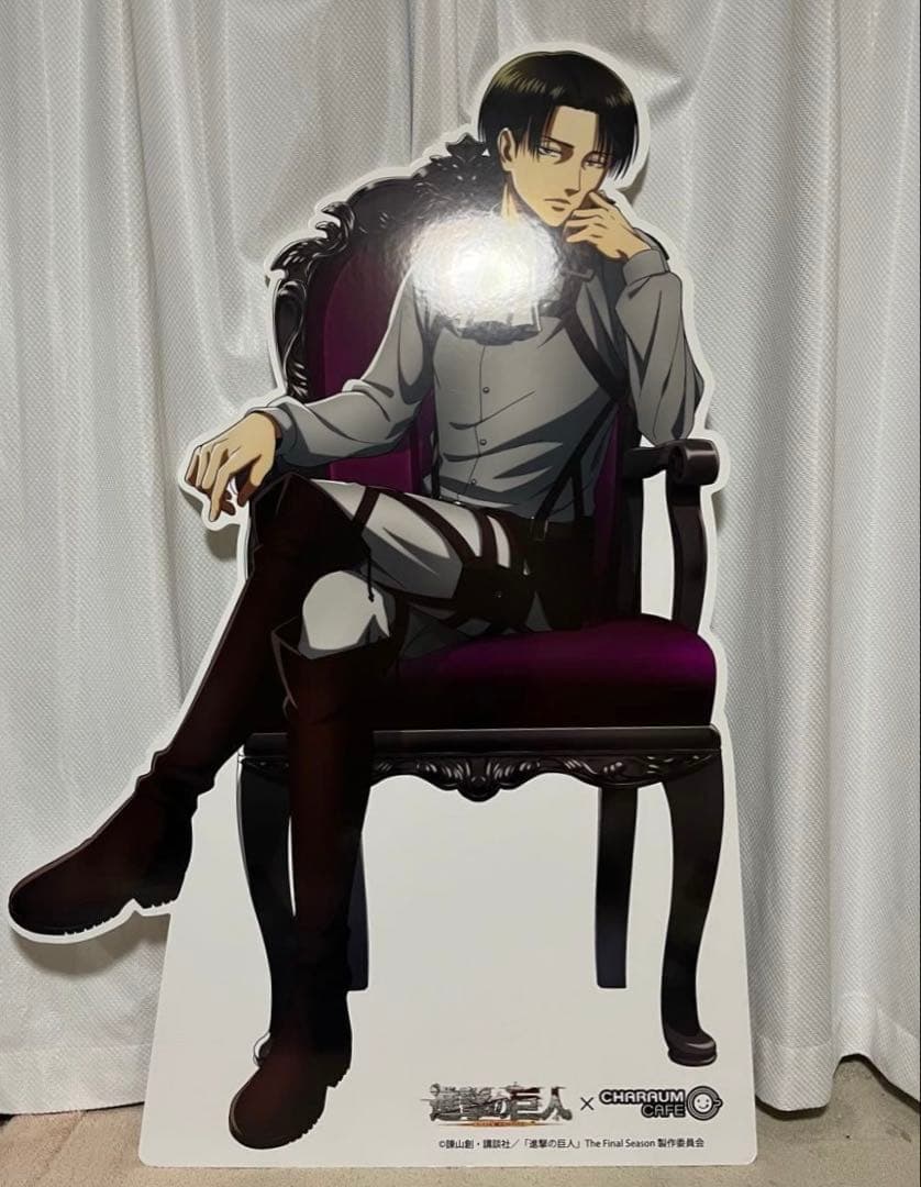 進撃の巨人 リヴァイ 等身大パネル キャラウムカフェ 受注生産品
