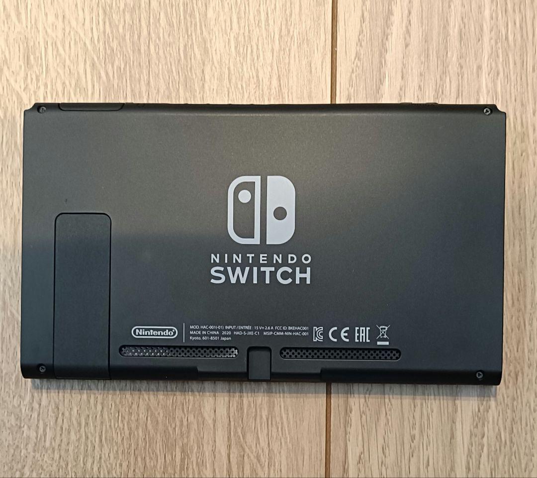 Nintendo Switch本体（128GBのmicroSD付き）
