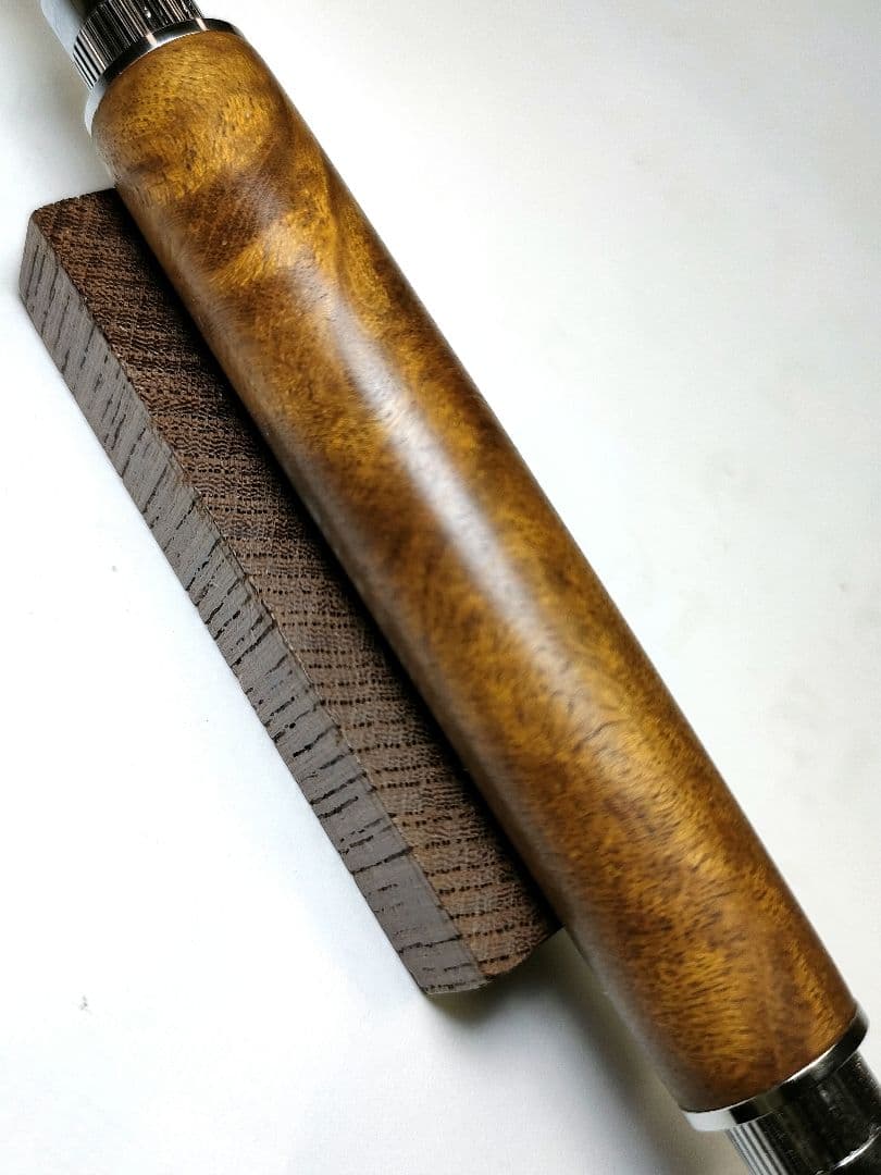 【マーブルウッド（黄金樟）】グラデュエイト万年筆《訳あり》