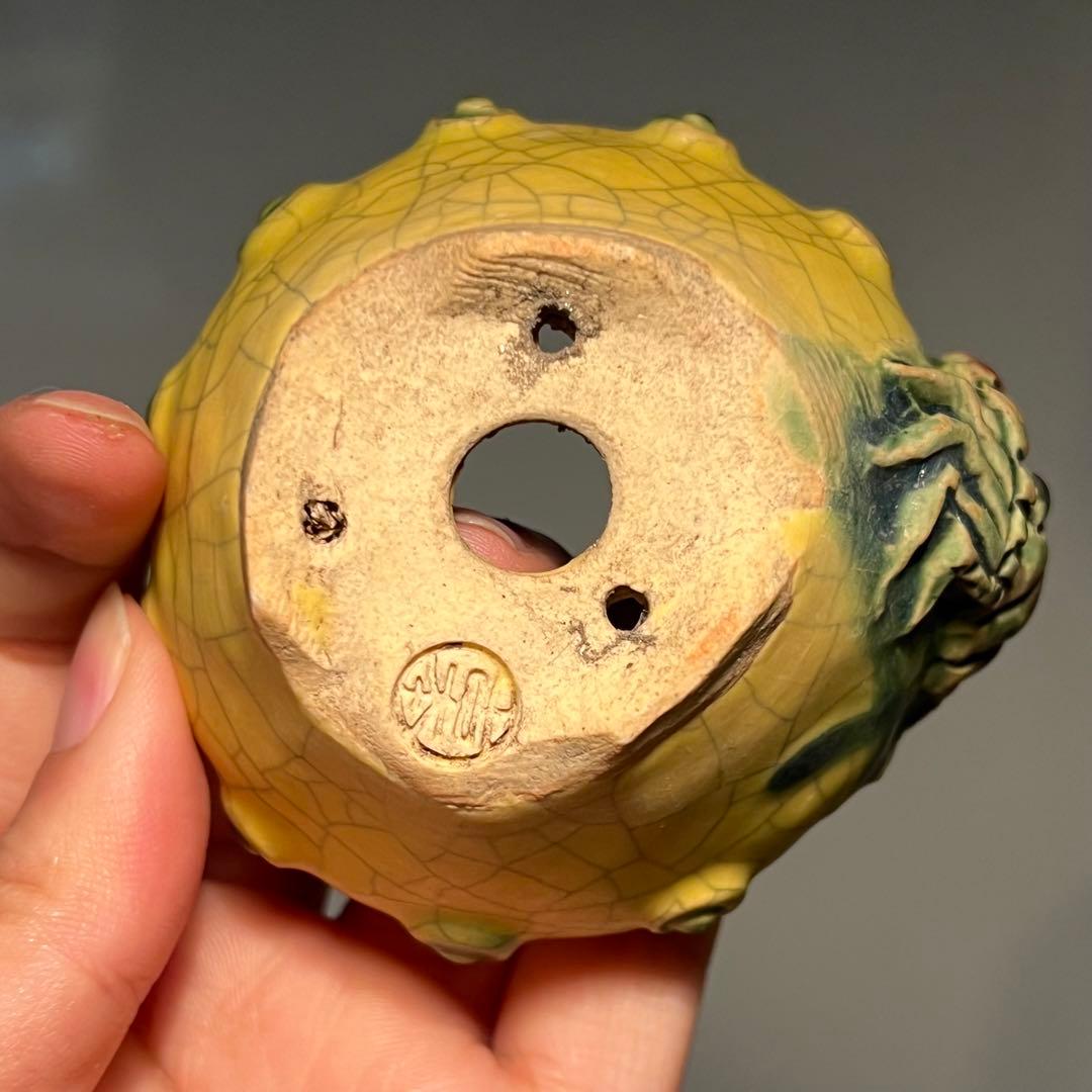 725.古本正志 黄釉蟹彫鼓鉢丸鉢 盆栽鉢 植木鉢 7.5*4.2cm