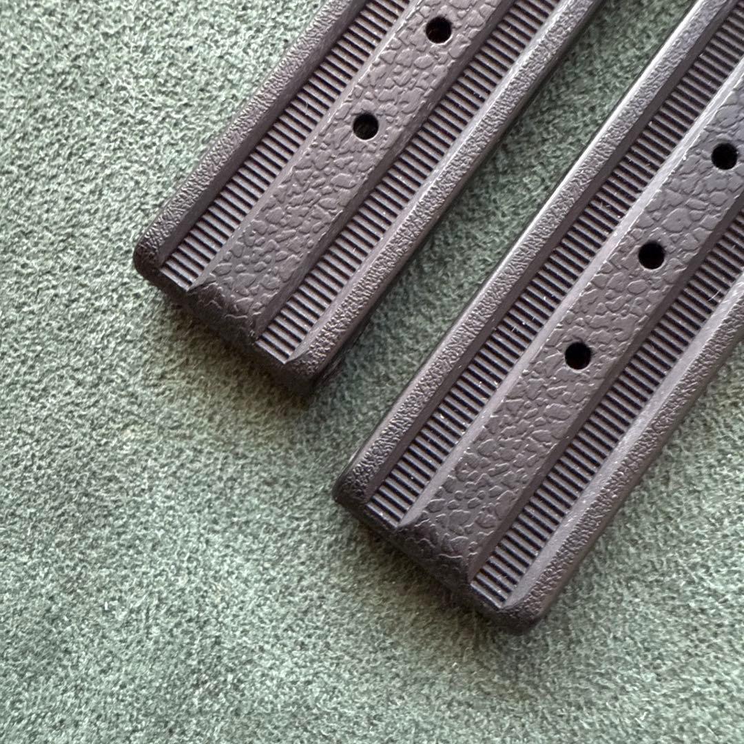 セカンドダイバーズ・タイヤトレッドパターン ストラップ