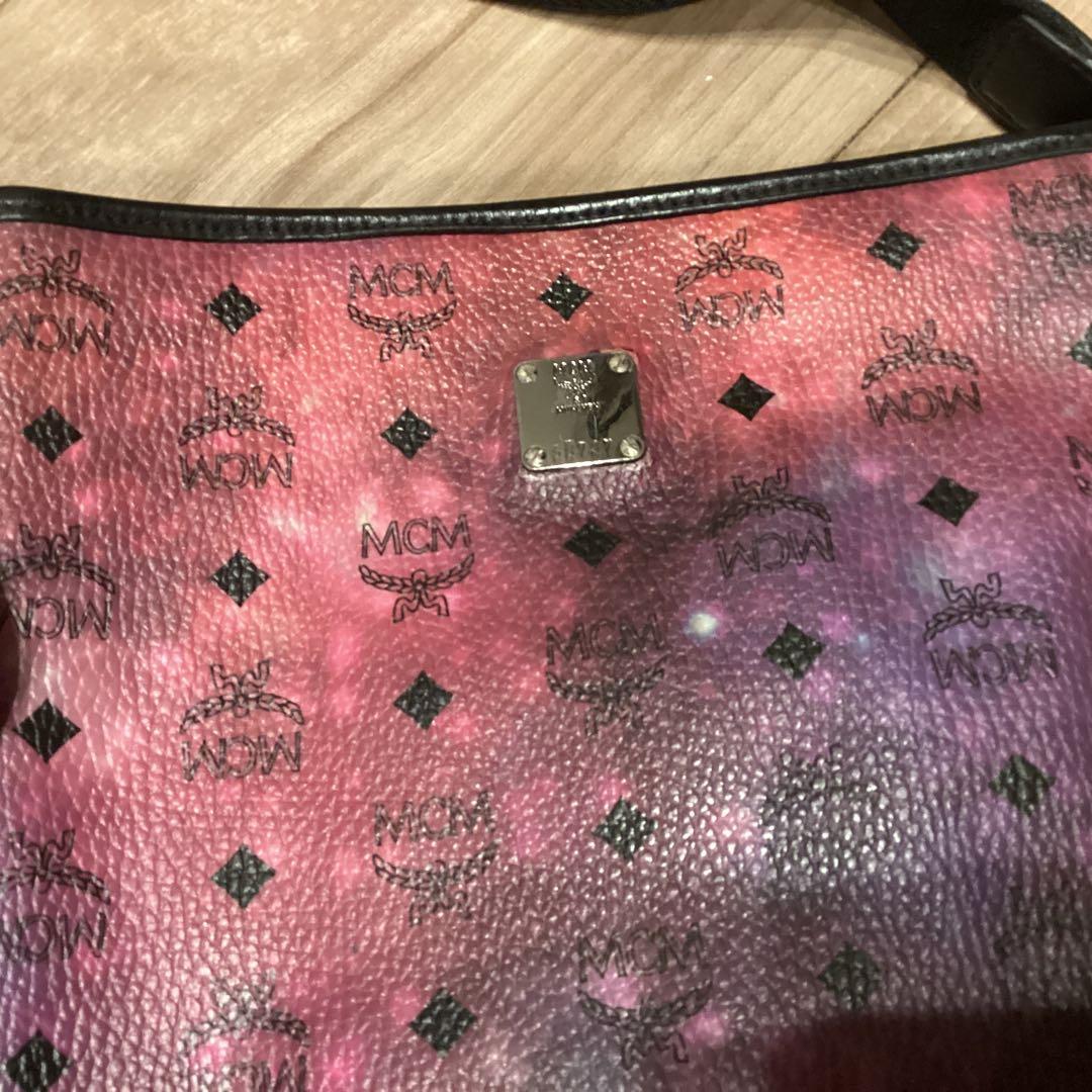 MCM グラデーションピンク ショルダーバッグ