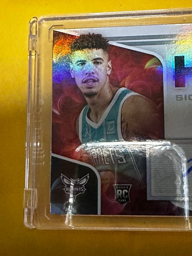 NBAカード　ラメロ・ボール　サイン